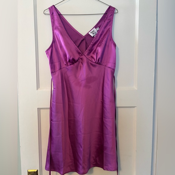 Princess Polly Dresses & Skirts - Princess Polly satin dress
